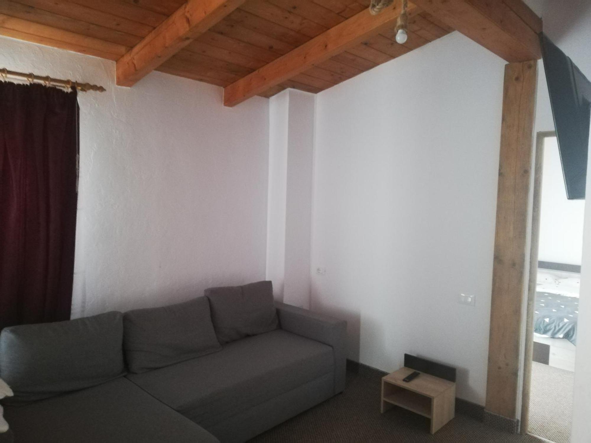 Pensiune Stirbu Borşa Kamer foto