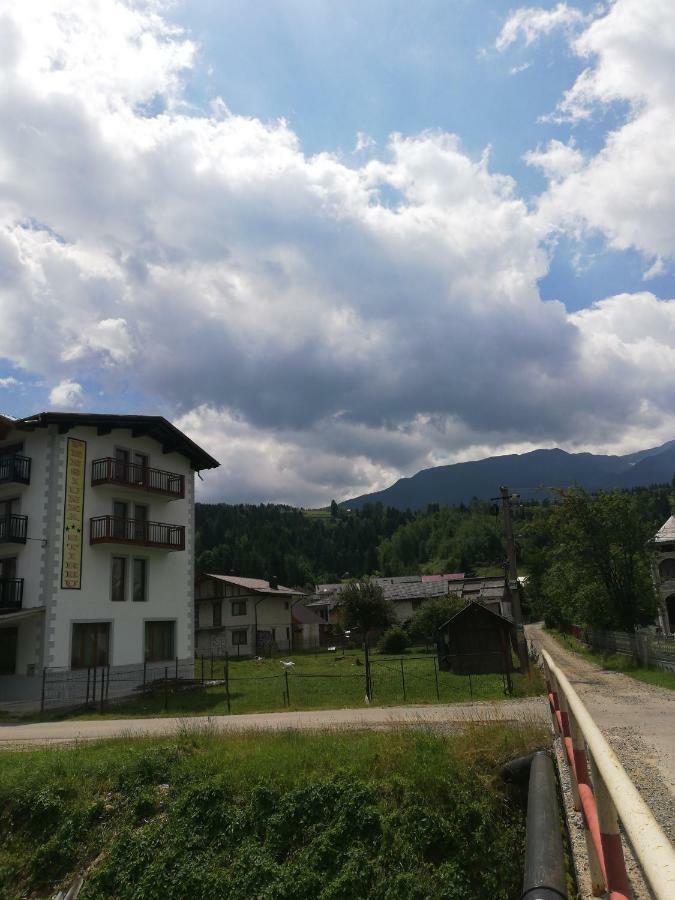 Pensiune Stirbu Borşa Buitenkant foto